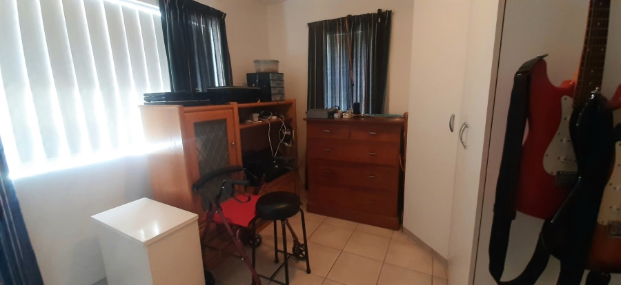 3 Bedroom Property for Sale in Hartenbos Central Western Cape